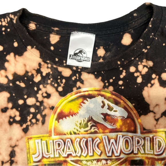 Jurassic Park T-Shirt - Picture 3 of 5
